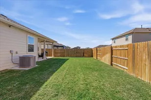 112 Rainmaker Cv, Bastrop, TX 78602 - Photo 28