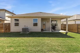 112 Rainmaker Cv, Bastrop, TX 78602 - Photo 26