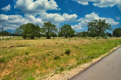 1067 Ferguson Loop, Dale, TX 78616 - Photo 10