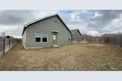 13501 Mussel Run, Elgin, TX 78621 - Photo 16
