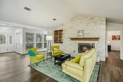 1303 Dragon Drive, Round Rock, TX 78681 - Photo 4