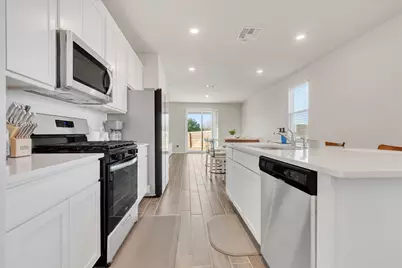 245 Jaycen Lane, New Braunfels, TX 78130 - Photo 8