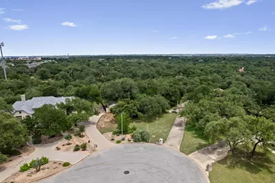 120 E Rustle Cove, Georgetown, TX 78628 - Photo 20