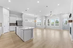 1017 Spring Gulch Ln, Georgetown, TX 78628 - Photo 14