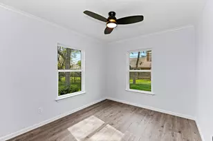 1307 Yorkshire Dr, Austin, TX 78723 - Photo 30