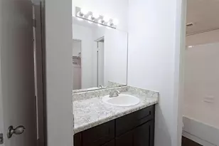 3600 Greystone Dr, Austin, TX 78731 - Photo 10