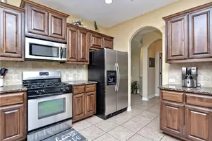 1802 Greenside Trail, Round Rock, TX 78665 - Photo 6