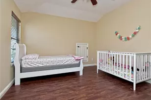 1802 Greenside Trail, Round Rock, TX 78665 - Photo 14