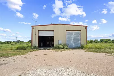 399 Prune Road, La Grange, TX 78945 - Photo 6