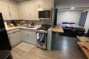 3010 Fruth St St, Austin, TX 78705 - Photo 2
