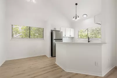 923 E 41st Street #201, Austin, TX 78751 - Photo 4