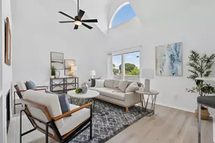 923 E 41st St, Austin, TX 78751 - Photo 2