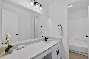923 E 41st St, Austin, TX 78751 - Photo 14
