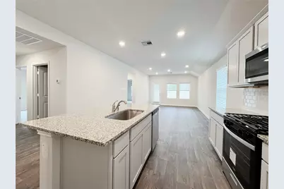 204 Addison Place, Lockhart, TX 78644 - Photo 6