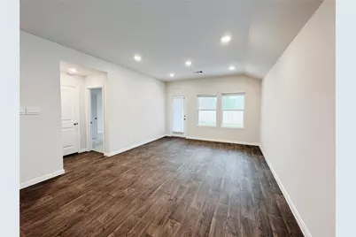 204 Addison Place, Lockhart, TX 78644 - Photo 12