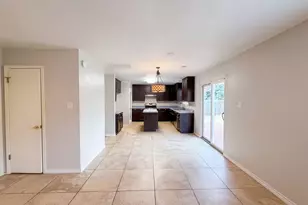 1722 Woods Blvd, Round Rock, TX 78681 - Photo 6