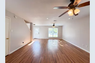 1722 Woods Boulevard, Round Rock, TX 78681 - Photo 8