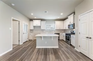 12008 Tolson Dr, Manor, TX 78653 - Photo 10
