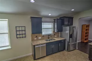 9921 Stratus Dr, Dripping Springs, TX 78620 - Photo 6