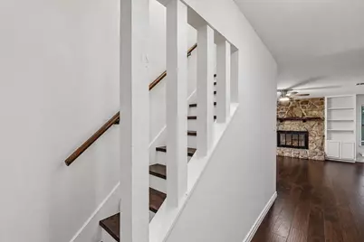 13010 Lamplight Village Avenue, Austin, TX 78727 - Photo 4