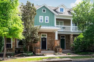 2057 Zach Scott St, Austin, TX 78723 - Photo 2