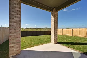 13233 Kincane Dr, Del Valle, TX 78617 - Photo 18