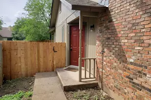 8813 Cainwood Ln, Austin, TX 78729 - Photo 2