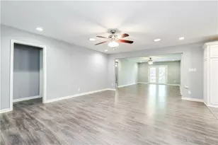 12102 Missel Thrush Ct, Austin, TX 78750 - Photo 4