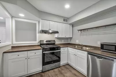 2808 Skyway Circle #101, Austin, TX 78704 - Photo 6