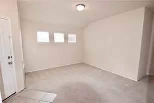 708 Timothy John Dr, Pflugerville, TX 78660 - Photo 2