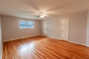 409 W Buffalo St, Caldwell, TX 77836 - Photo 12