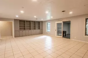 409 W Buffalo St, Caldwell, TX 77836 - Photo 10