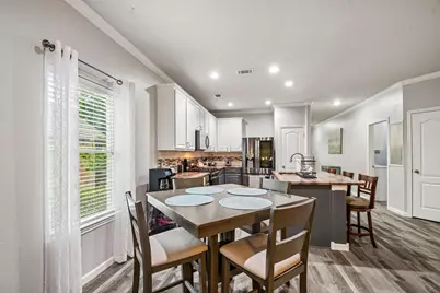 913 Hyde Park Drive, Round Rock, TX 78665 - Photo 6