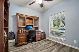 913 Hyde Park Dr, Round Rock, TX 78665 - Photo 12