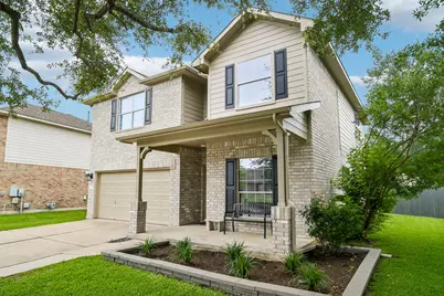913 Hyde Park Drive, Round Rock, TX 78665 - Photo 2