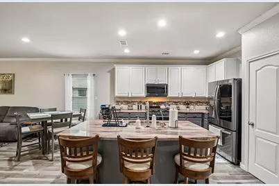 913 Hyde Park Drive, Round Rock, TX 78665 - Photo 8