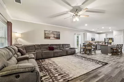 913 Hyde Park Drive, Round Rock, TX 78665 - Photo 4