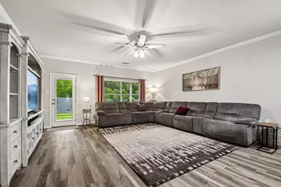 913 Hyde Park Drive, Round Rock, TX 78665 - Photo 4