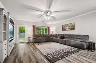 913 Hyde Park Dr, Round Rock, TX 78665 - Photo 4
