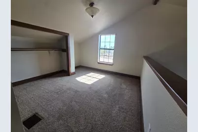 143 Spring Hollow Trail, Smithville, TX 78957 - Photo 8