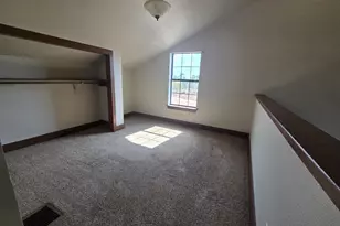 143 Spring Hollow Trail, Smithville, TX 78957 - Photo 8