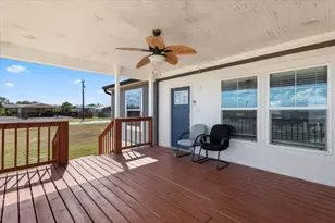 104 Pineapple Sage Cv, Dale, TX 78616 - Photo 6
