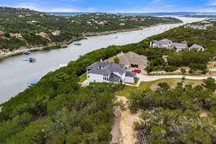 18724 Expedition Trl, Lago Vista, TX 78645 - Photo 2