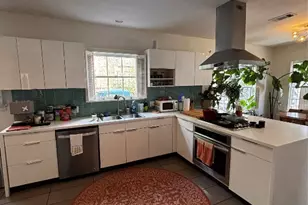 917 E 39th St, Austin, TX 78751 - Photo 20