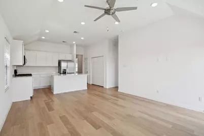 332 Bendecido Loop, Elgin, TX 78621 - Photo 12