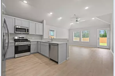 332 Bendecido Loop, Elgin, TX 78621 - Photo 8