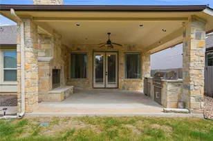 70 Santa Maria St, Georgetown, TX 78628 - Photo 26