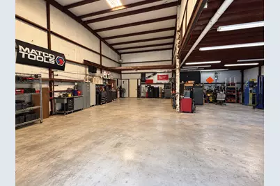 1045 W Sh 71 Highway, Bastrop, TX 78602 - Photo 12