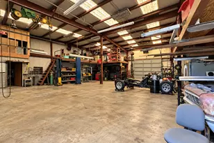 1045 W Sh 71 Hwy, Bastrop, TX 78602 - Photo 14