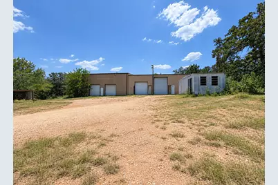 1045 W Sh 71 Highway, Bastrop, TX 78602 - Photo 18